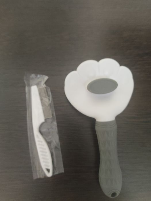 Продам щетки для кошек и собак