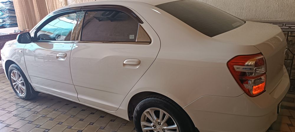 Cobalt 4-поз,автомат сотилади.