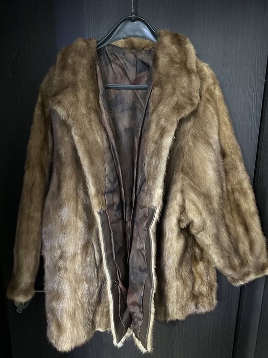 Haina din blana naturala