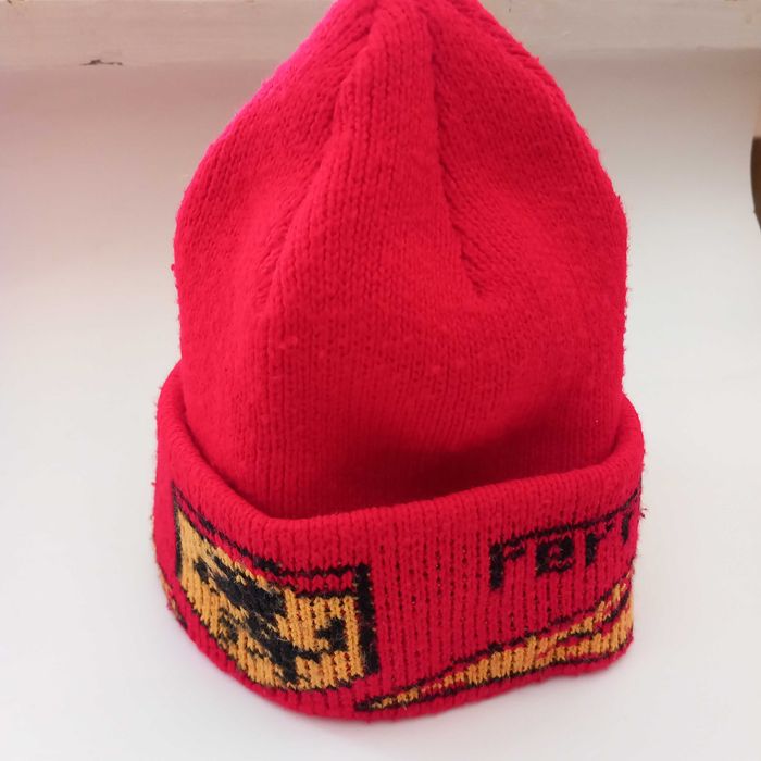 Шапки Ferrari Marex