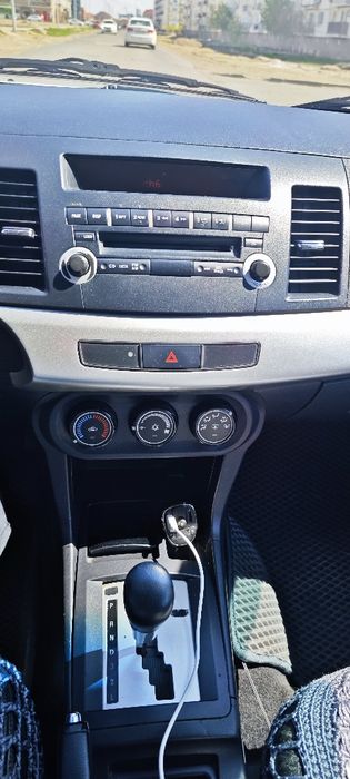 Mitsubishi Lancer 2010г.