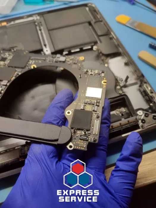 Професионален ремонт и профилактика на MacBook във Варна | Сервизен център "Express Service"