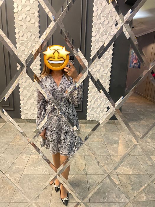 Вечерние платья.