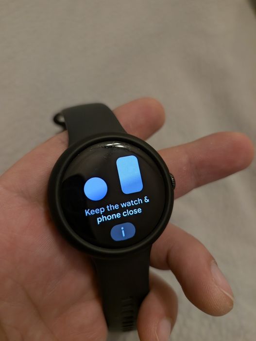 Google Pixel Watch 2 full box + case