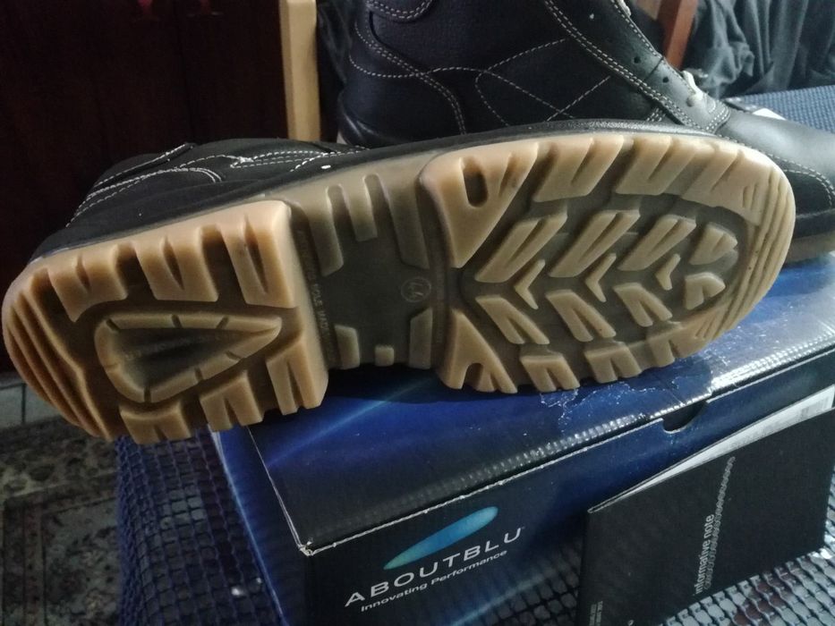 Продавам перфектни италиански зимни обувки