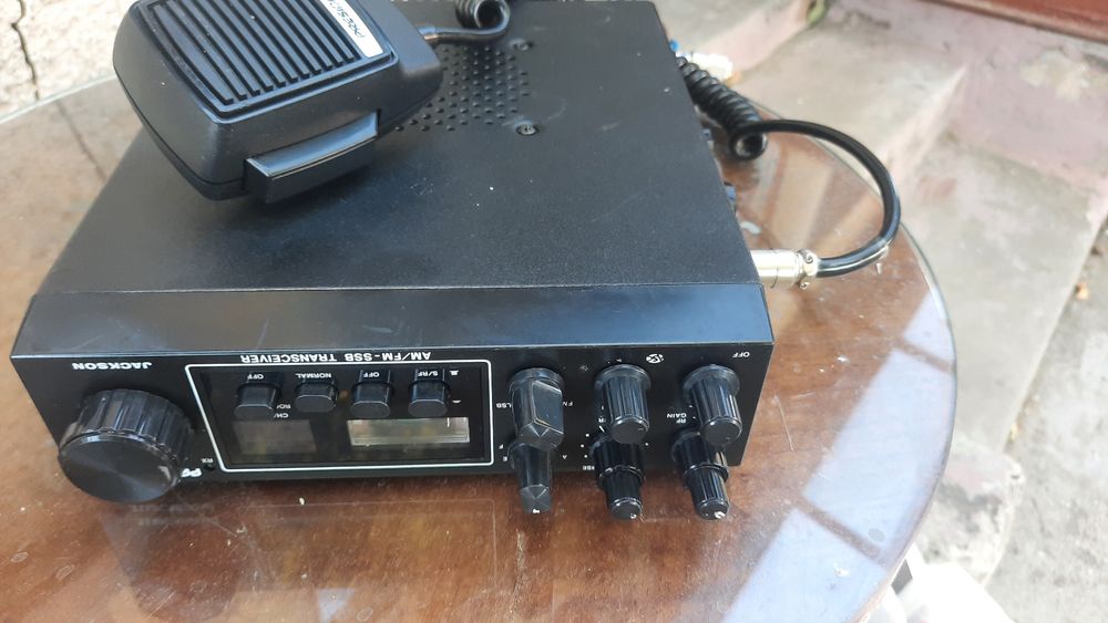 Statie emisie 27MHz toate modurile de lucru AM FM USB LSB 250canale President Jackson 60W
