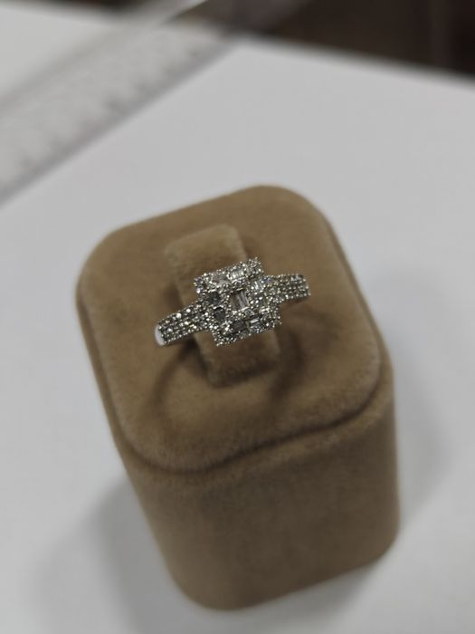 Inel aur 14k 2.86gr cu diamante naturale 0.35ct(r)