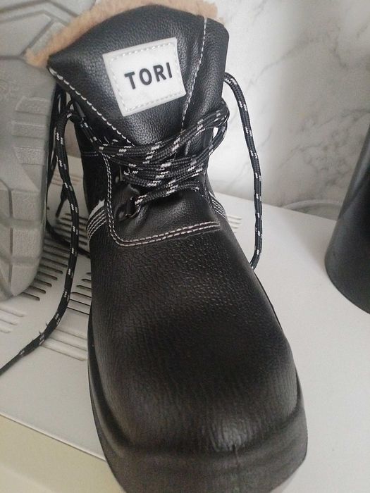 продам рабочие новые размер 43