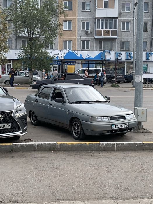 Автомобиль Ваз 2110 8 клапанная