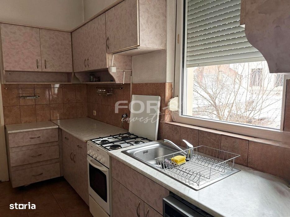 Apartament 2 camere de vanzare,cladire istorica, Piata Unirii