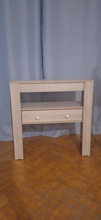 Столик косметический