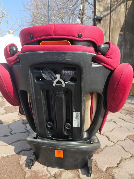 Автокресло chicco от 0 до 25 кг
