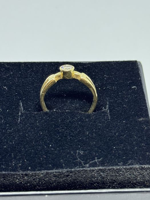 златен дамски пръстен 2.78гр 14к 585