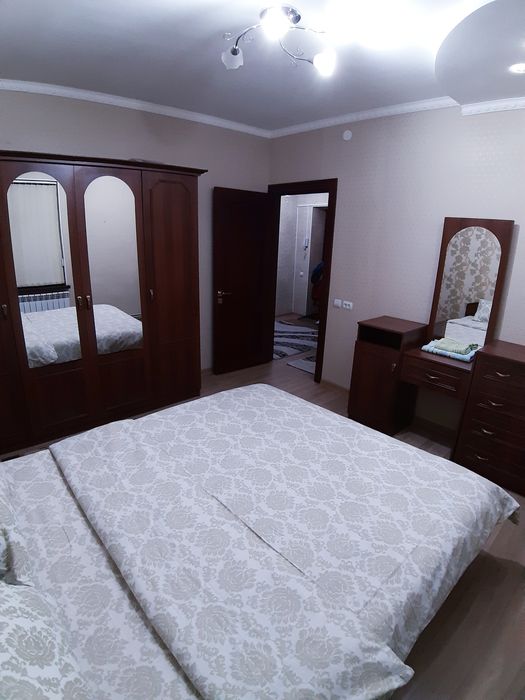 Сдаётся по суточных квартира центре города