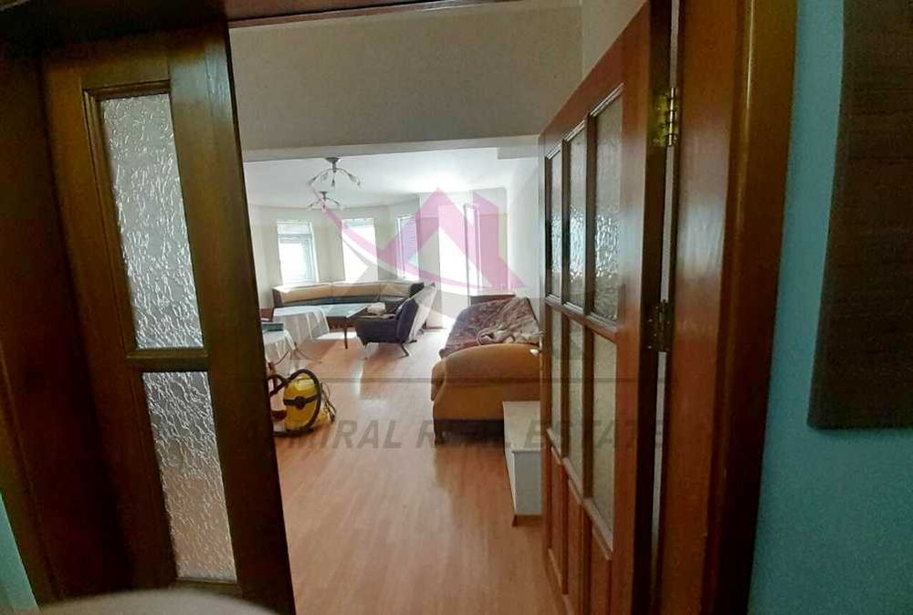 Дава се под наем Тристаен апартамент в Варна, Спортна зала - 70 кв.м за 500 € - Снимка #1