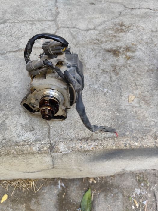 Делко за toyota celica от 98 до 2002 година