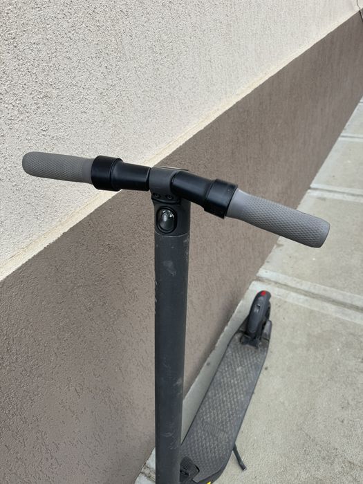 Trotineta ninebot de piese.