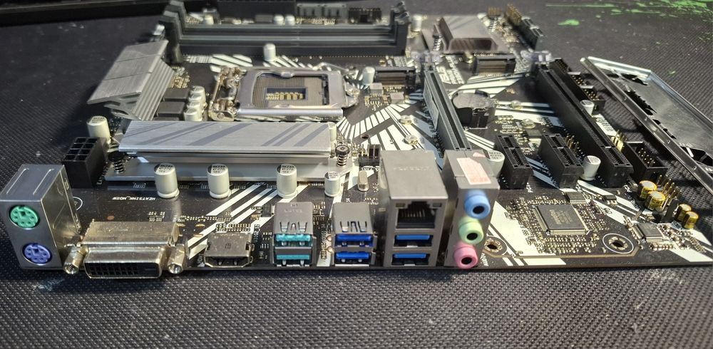 Материнская плата Asus Prime Z390M-Plus