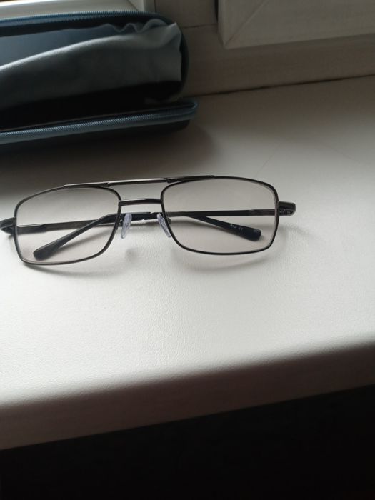 Продам очки хамелеон