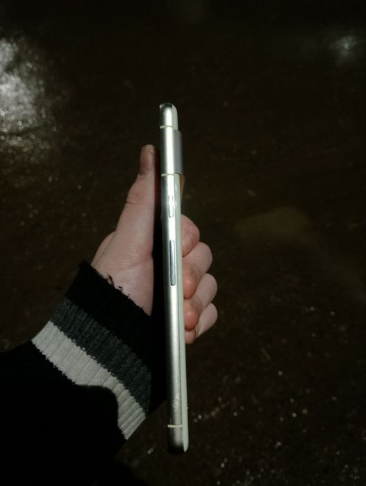 Гугл пиксель 7 вапше хорошо телефон правый в отличном состоянии