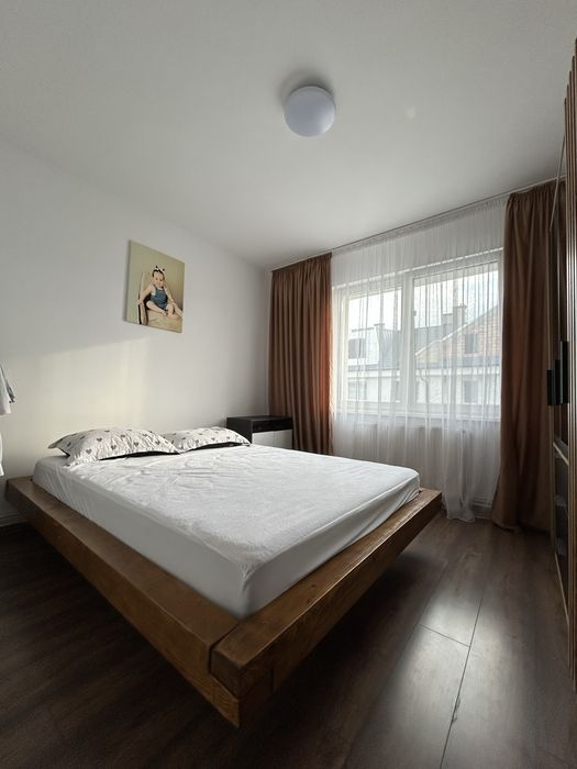 Apartament cu 3 camere