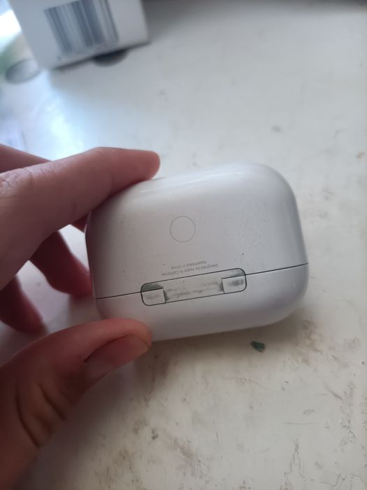 AirPods pro б/у.