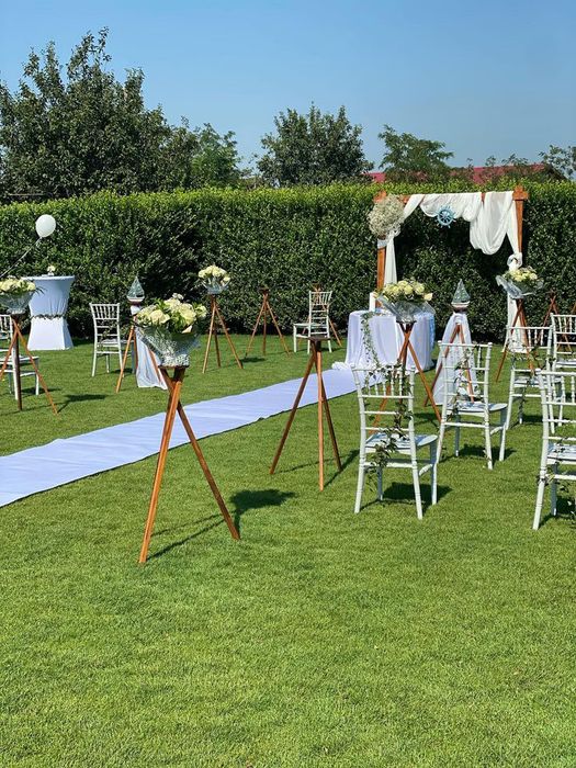 Stalpi florali  si arcada evenimente