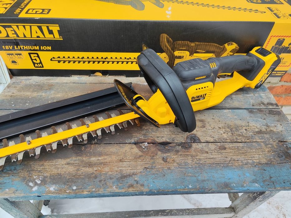 Продам почти новый Кусторез