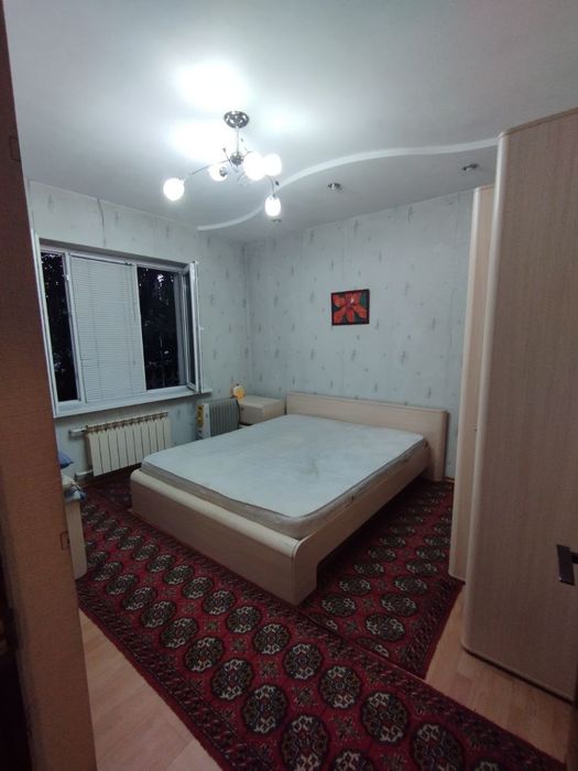 Сдам в аренду двухкомнатную квартиру возле метро бий(Максим горький)