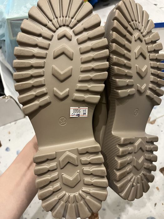 Продам лофферы 35 размер