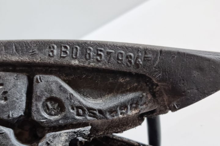 Oglinda  Electrica Dreapta 3B0857934 Volkswagen VW Passat B5