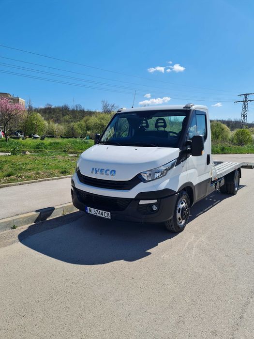 Продава се транспортна фирма,автовоз до 3.5 тона и ремърке с три оси!