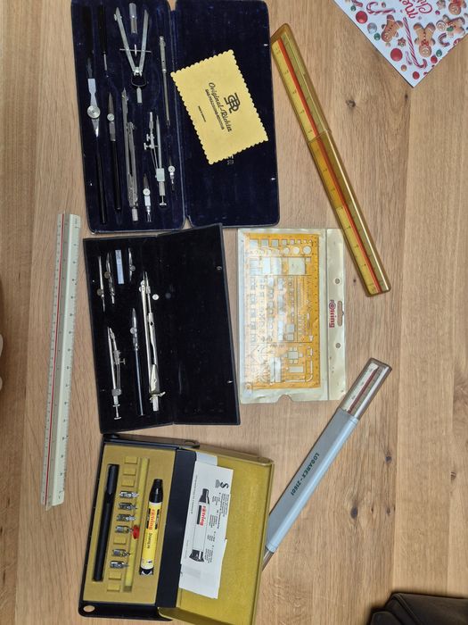 Комплект пергели и писалка за чертане