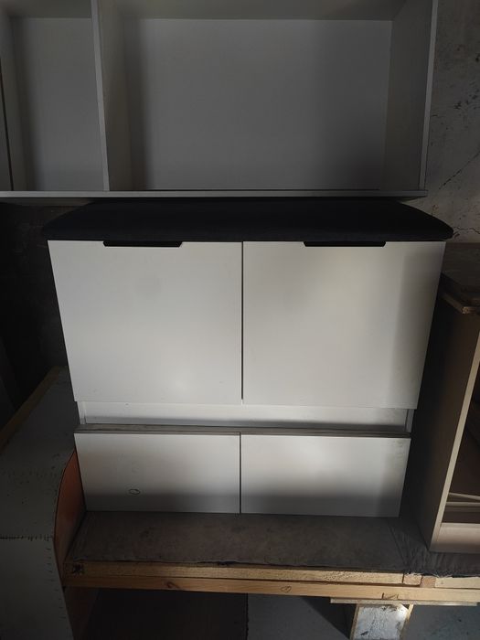 Тумбочка для обуви