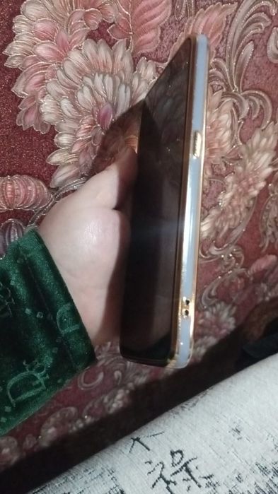 Продам телефон в отличном состоянии