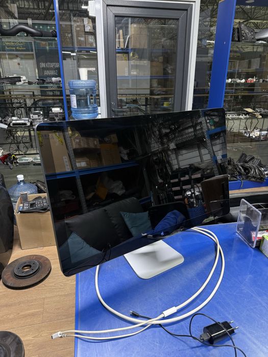 Монитор apple  27 дюмов