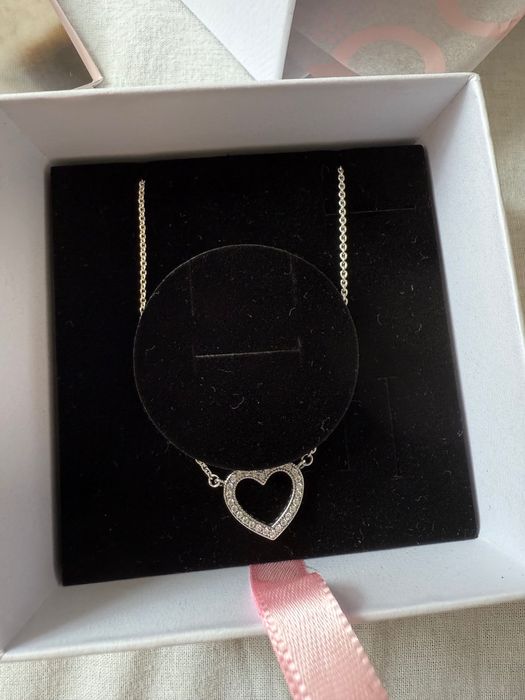 Колие сърце Pandora