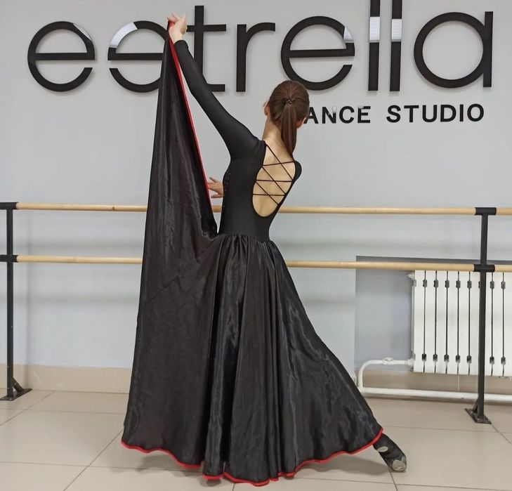 Испанский костюм, платье и юбки