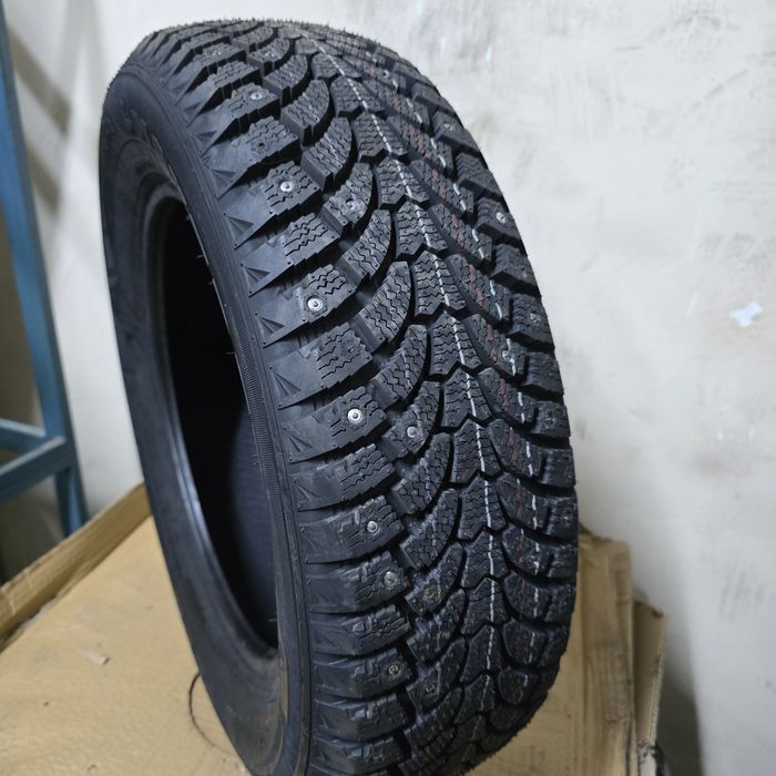 185/65r14 Maxtrek шипы зимние шины