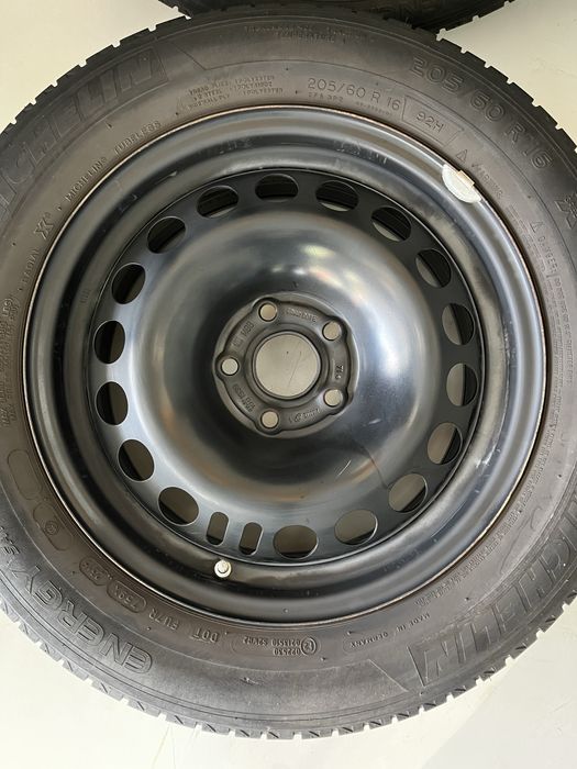 Оригинални джанти 16 цола 5х105 за Опел и Шевролет с гуми 205/60/16