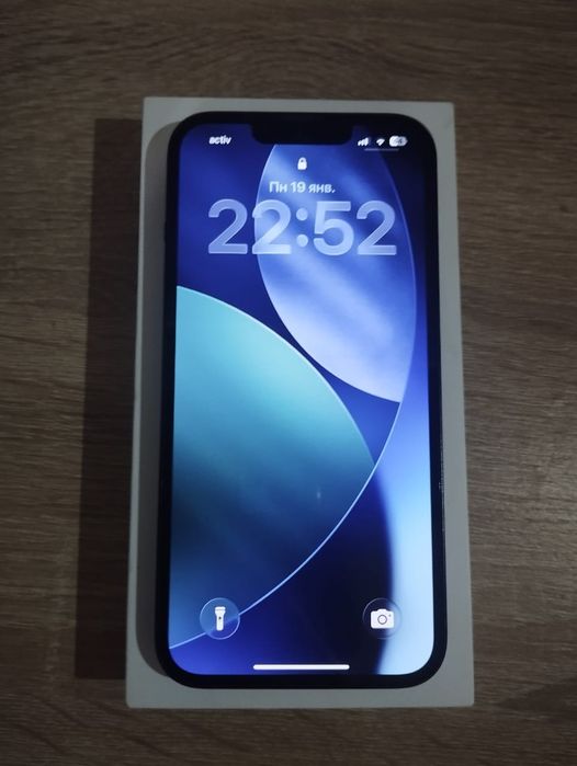 Продам айфон 13 торг есть