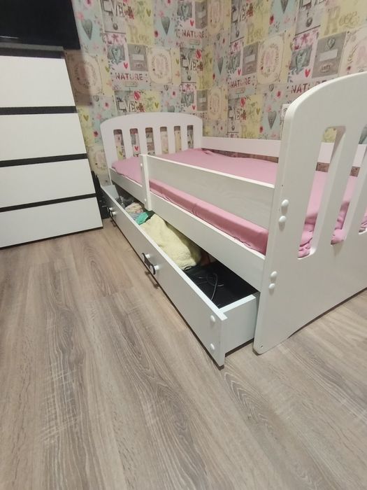 Детско легло с преграда+ чекмедже и матрак 70/140