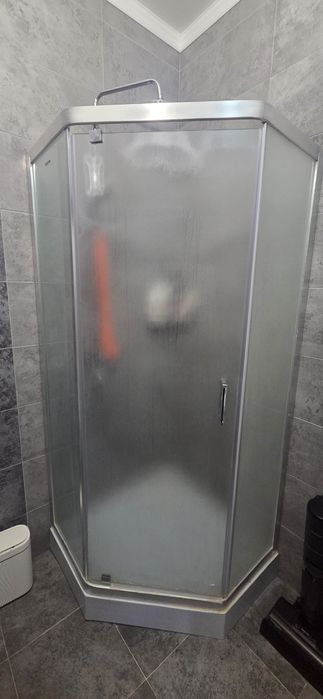 Продам душевую кабину