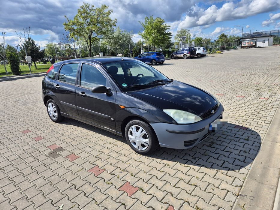 Ford Focus 1.6 Benzină