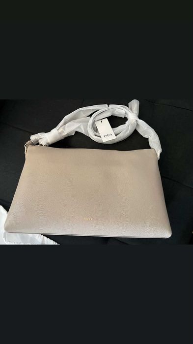 Чанта Furla Debby M