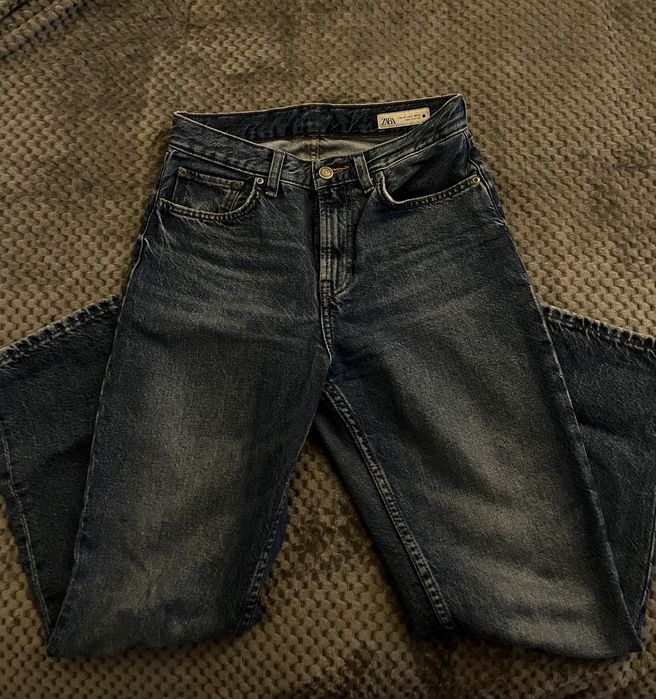 Blugi ZARA mărimea 36