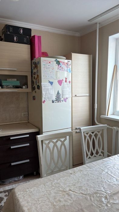 Продам холодильник