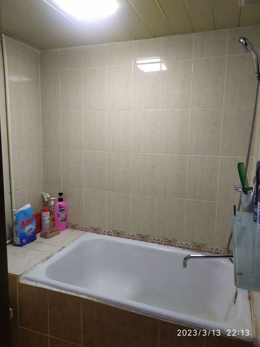 Продам 2 ком Юнусабад 4 квартал кирпич