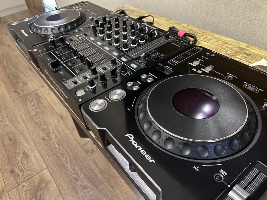 Pioneer cdj mk 3-1000 vs djm 700 serato sl3