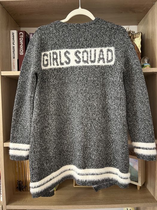 Сива жилетка с надпис